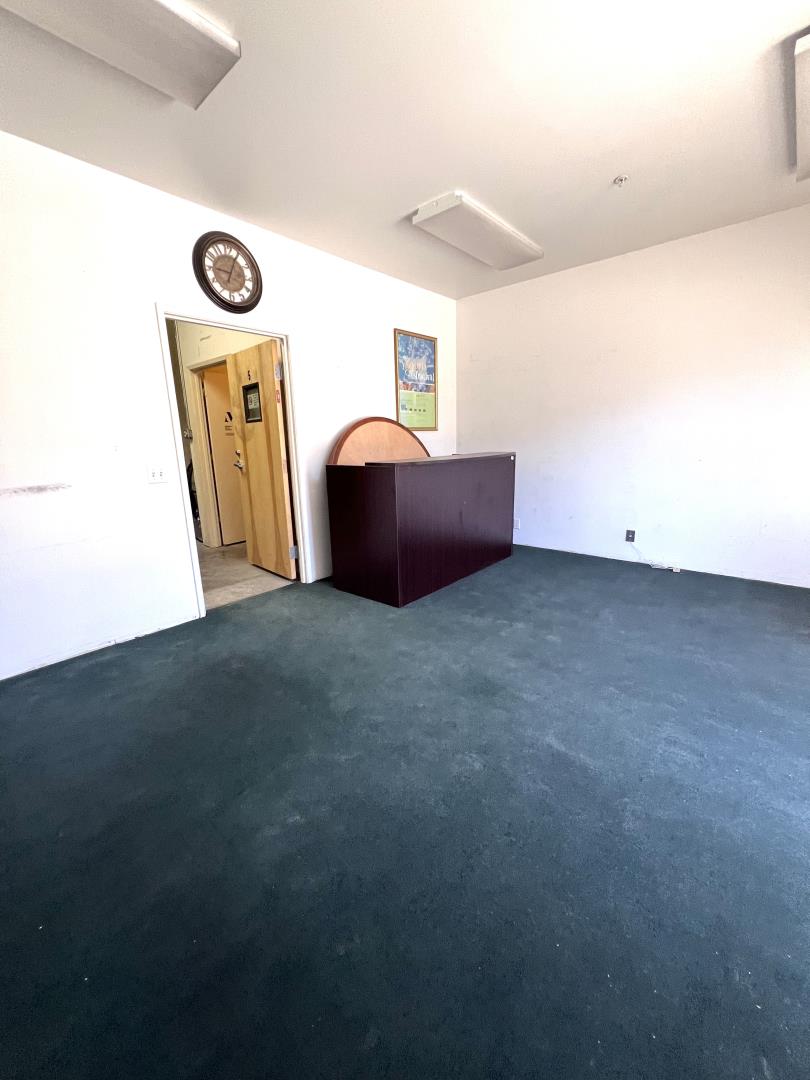 432 North Canal Street 9