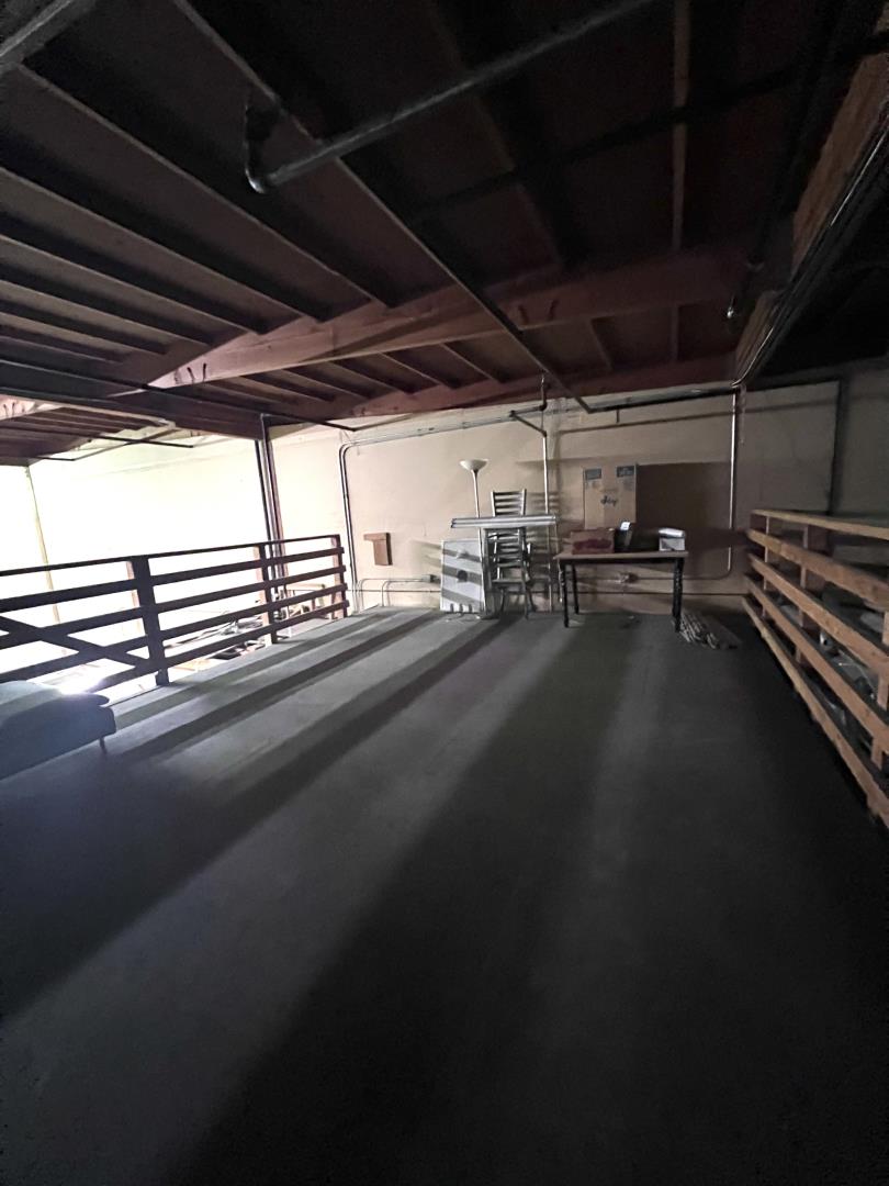 432 North Canal Street 9