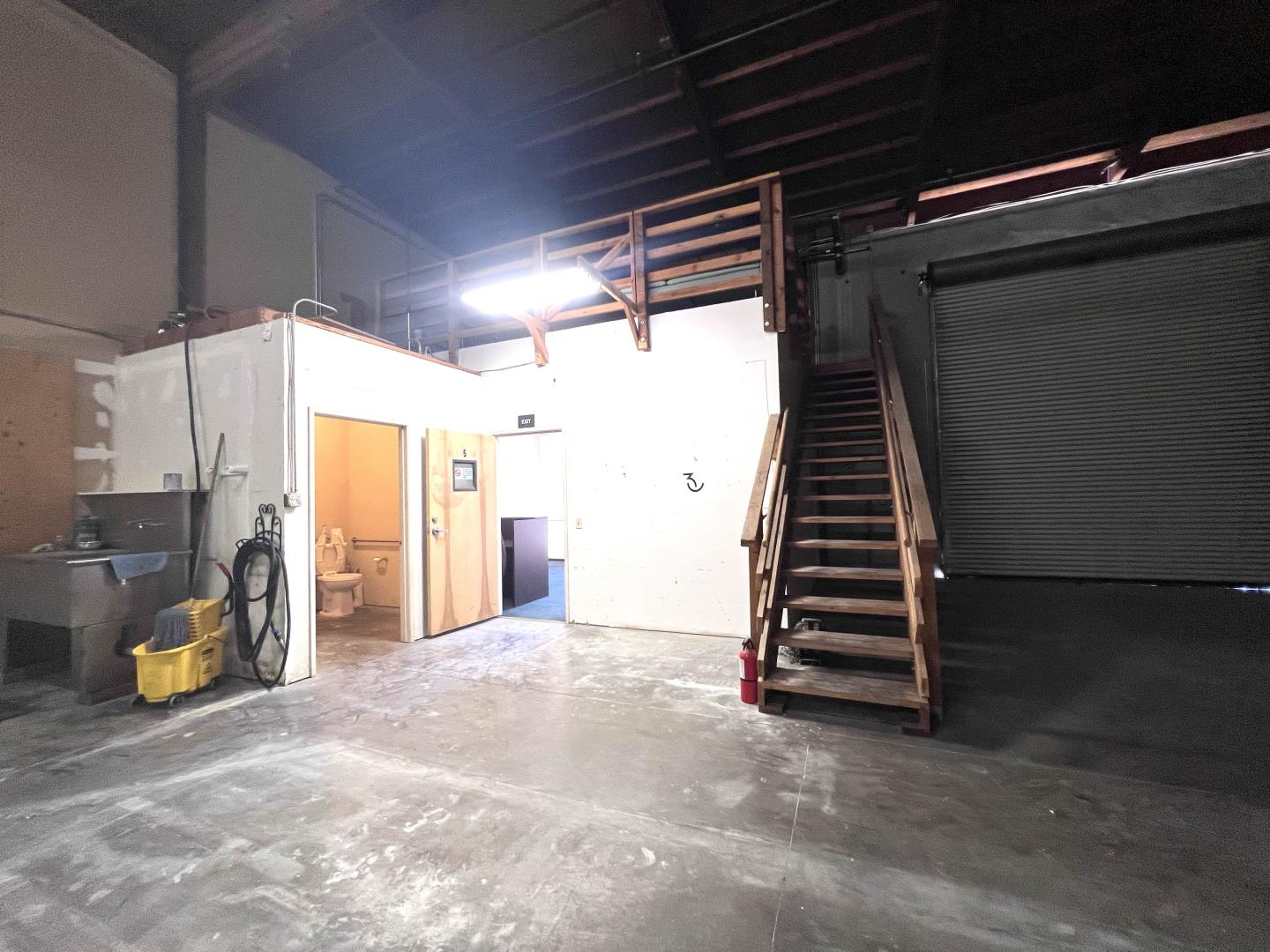 432 North Canal Street 9