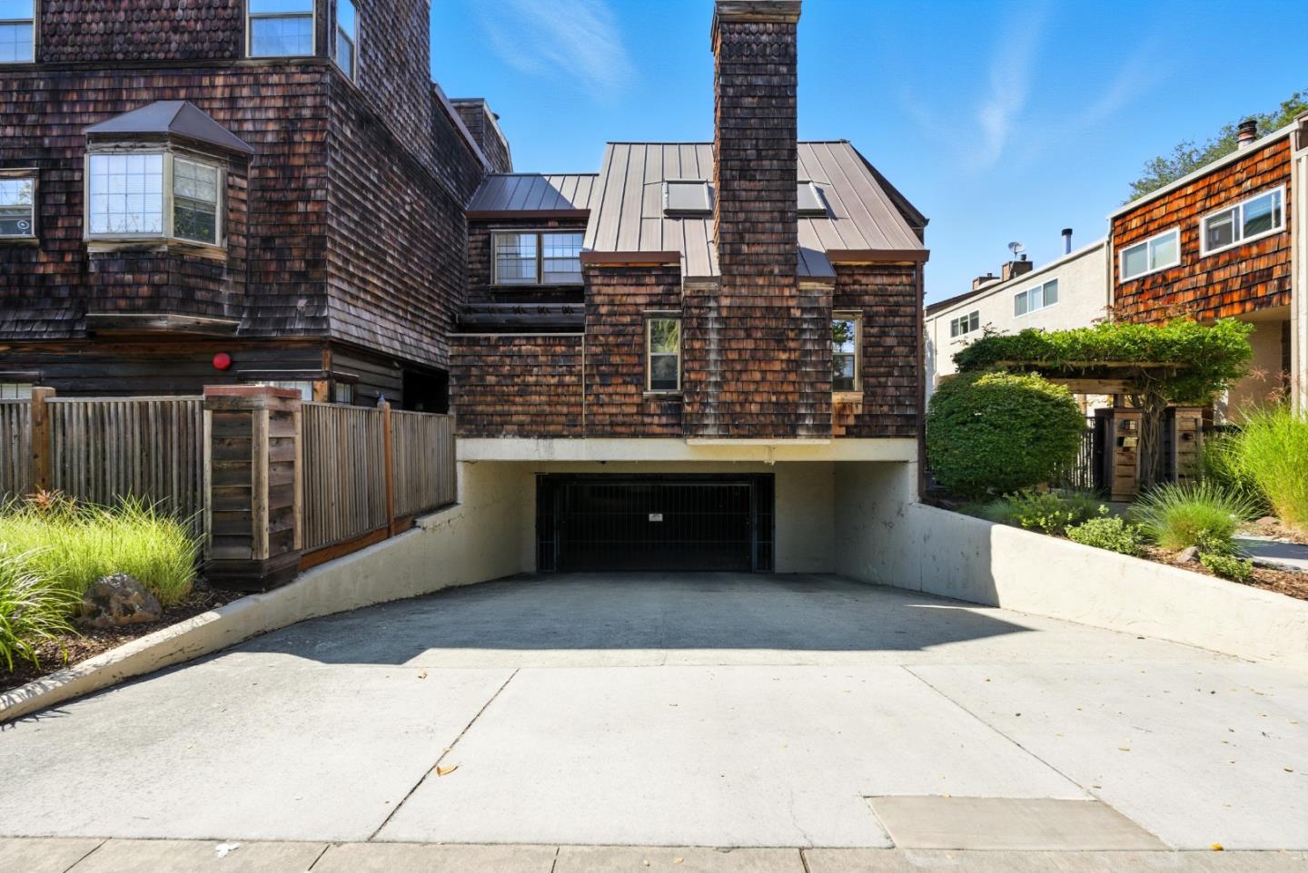 447 Homer Avenue