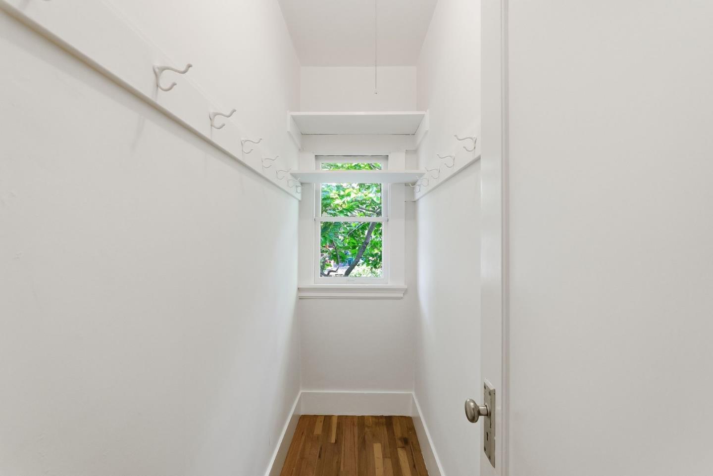 5887 Chabot Court
