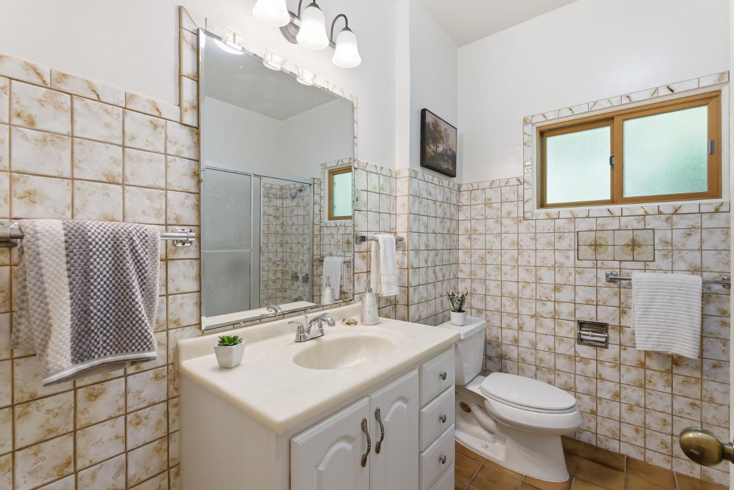 5887 Chabot Court