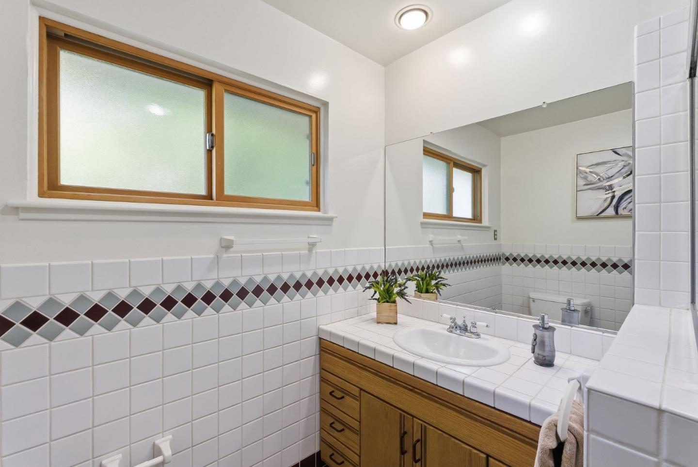 5887 Chabot Court