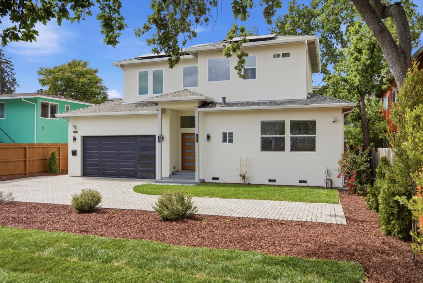 308 Redwood Avenue