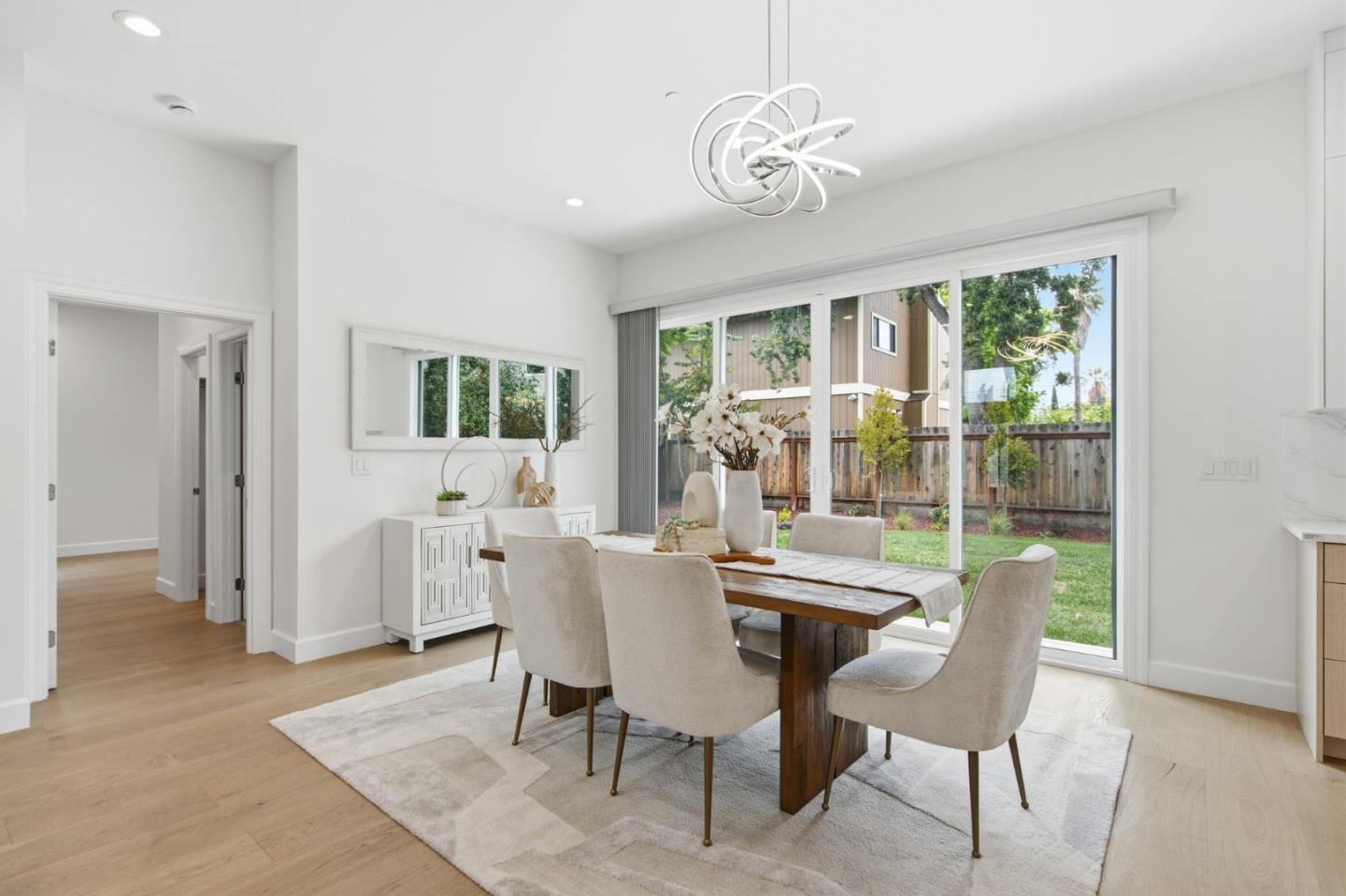 308 Redwood Avenue