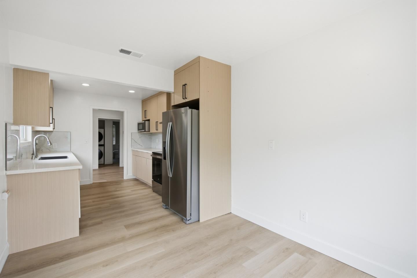 308 Redwood Avenue