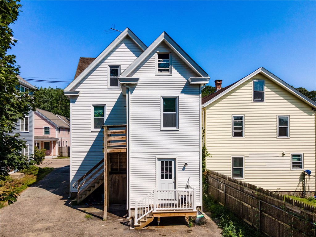 81 Pierce Street