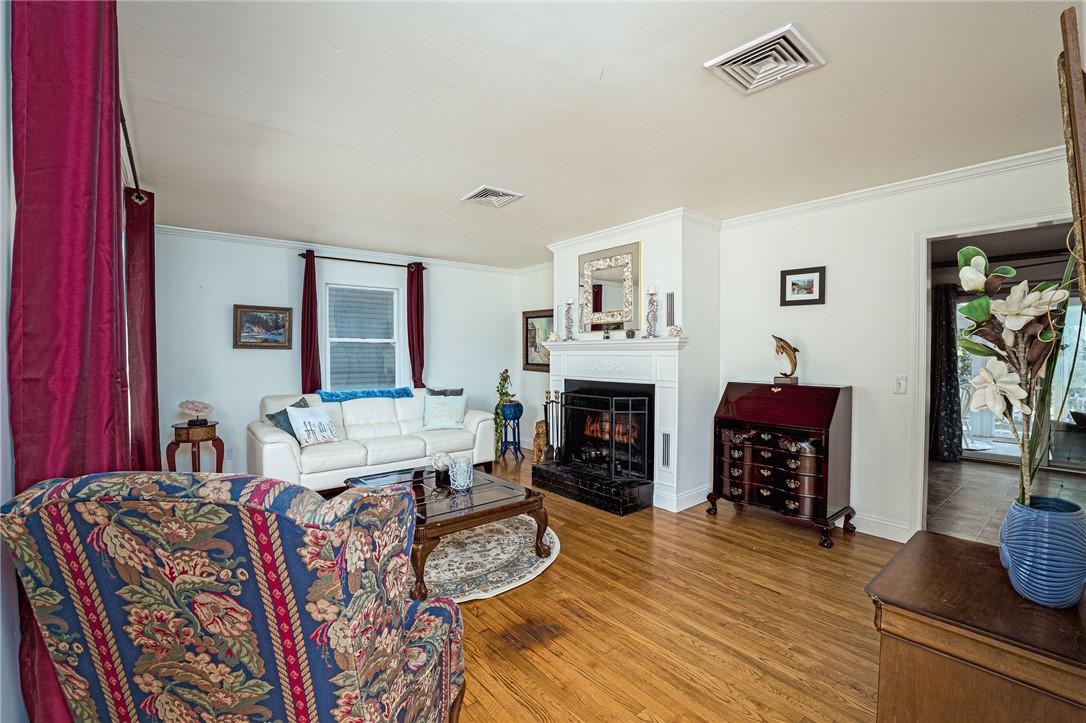 17 Plateau Road