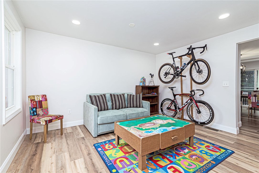 69 Bates Trail