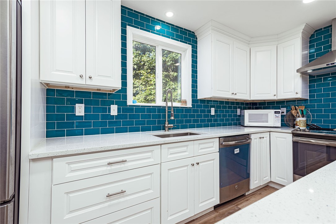 69 Bates Trail