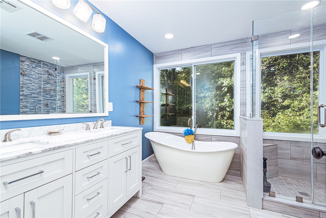 69 Bates Trail