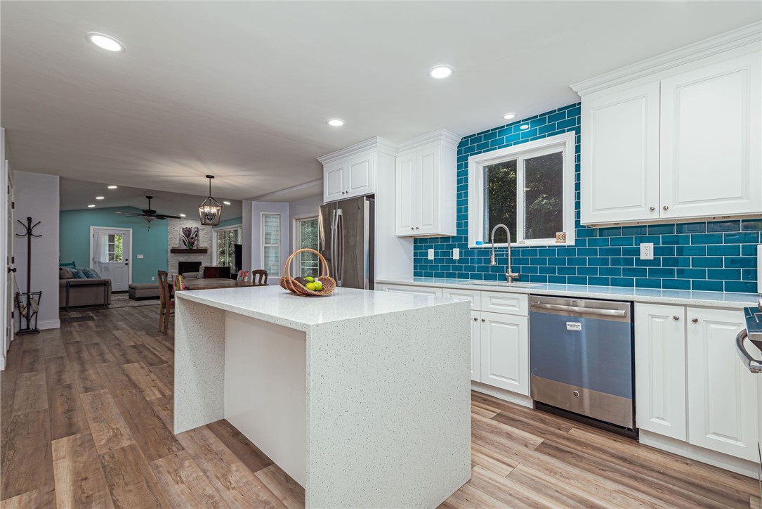 69 Bates Trail