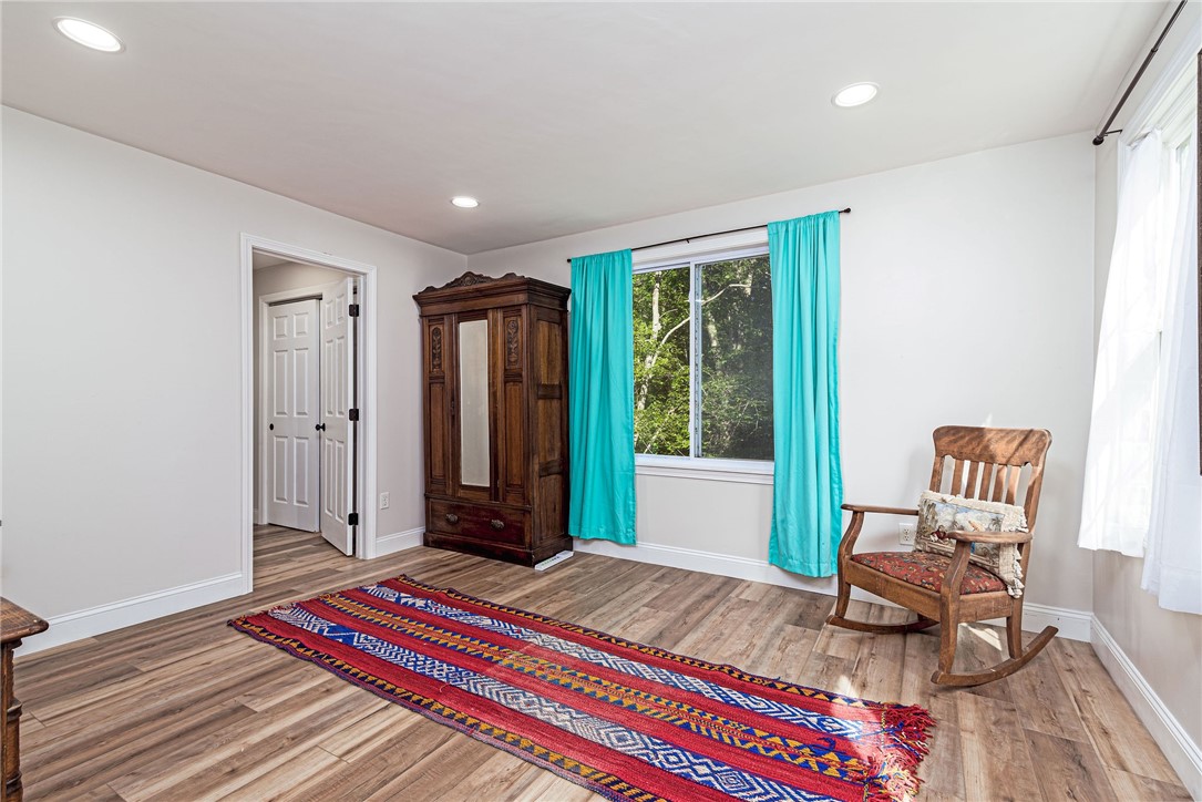 69 Bates Trail