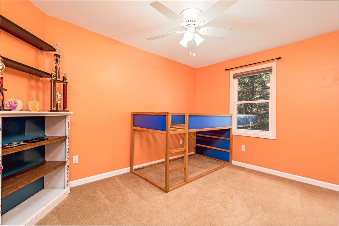 69 Bates Trail