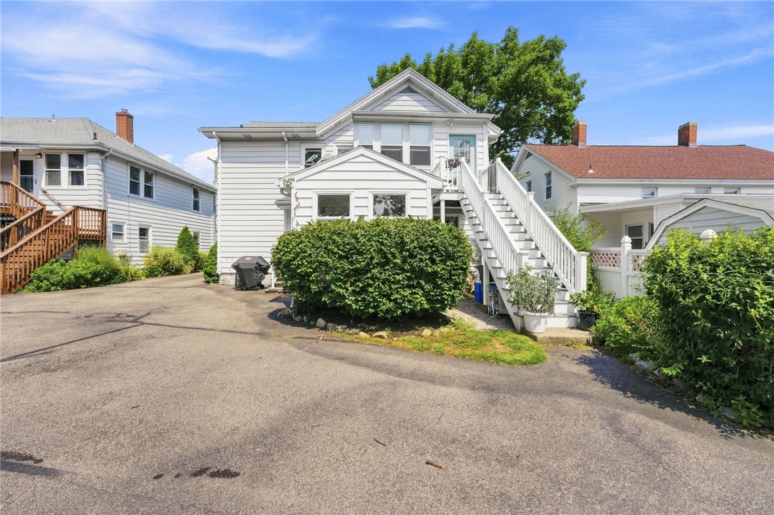 76 Pleasant Street
