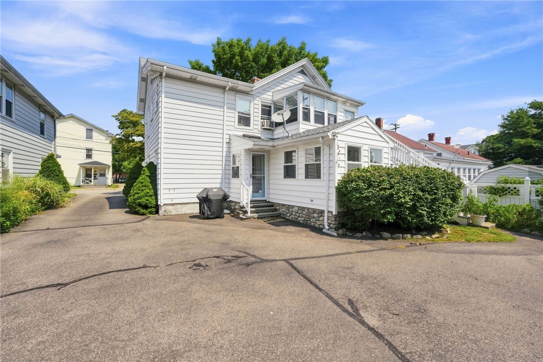 76 Pleasant Street