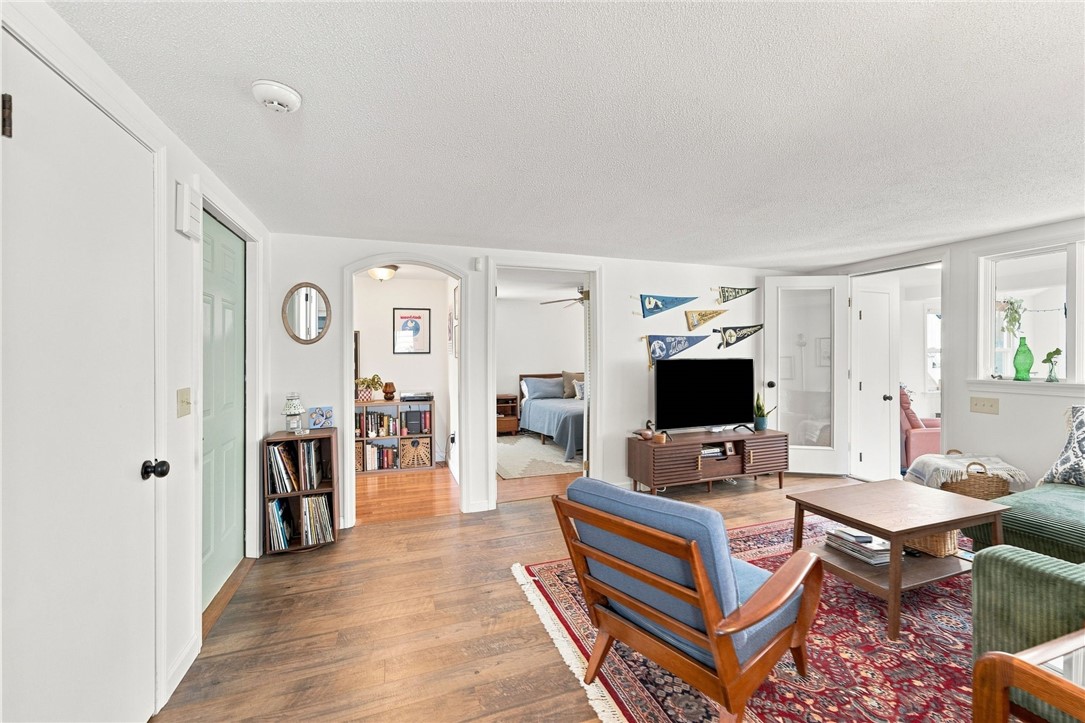 76 Pleasant Street