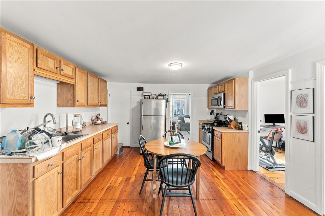 78 Pleasant Street