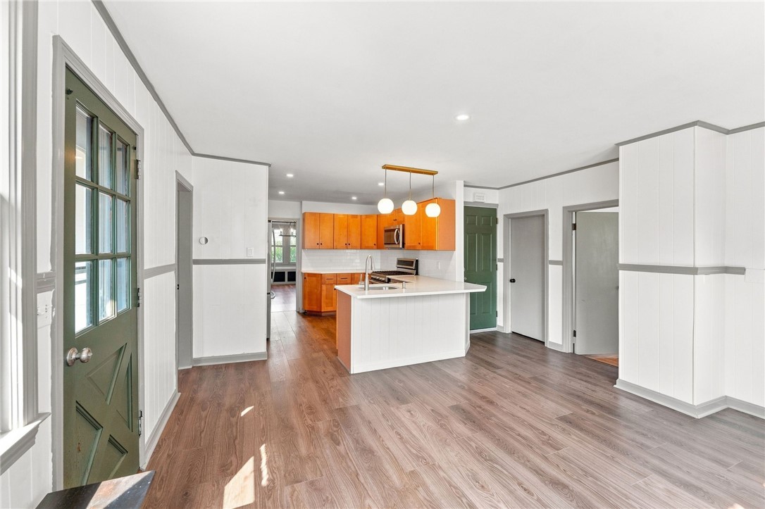 78 Pleasant Street