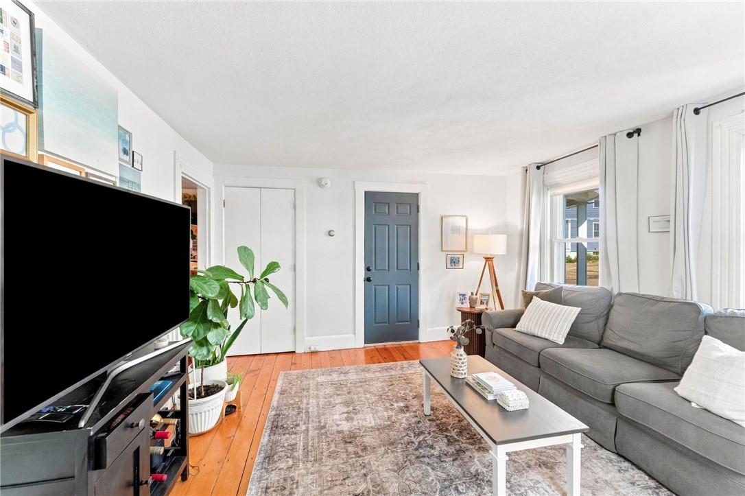 78 Pleasant Street