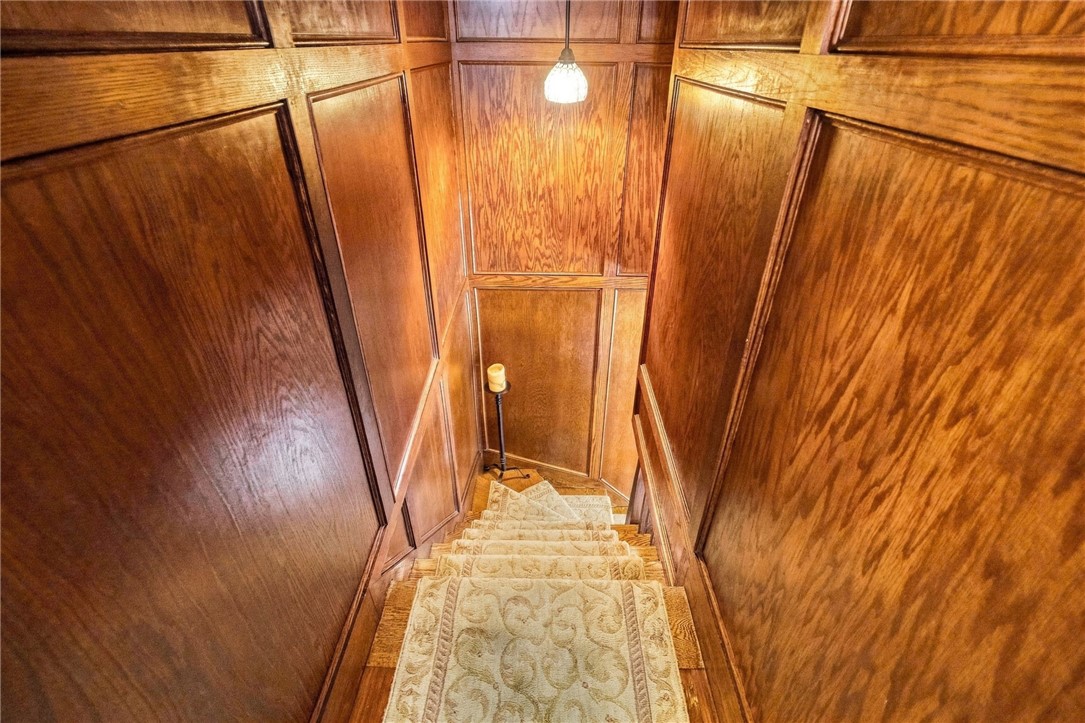 12 Maple Court