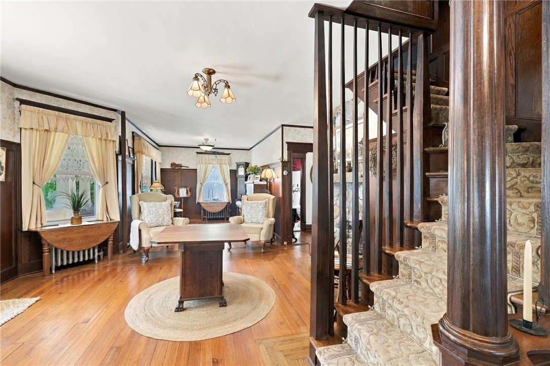 12 Maple Court