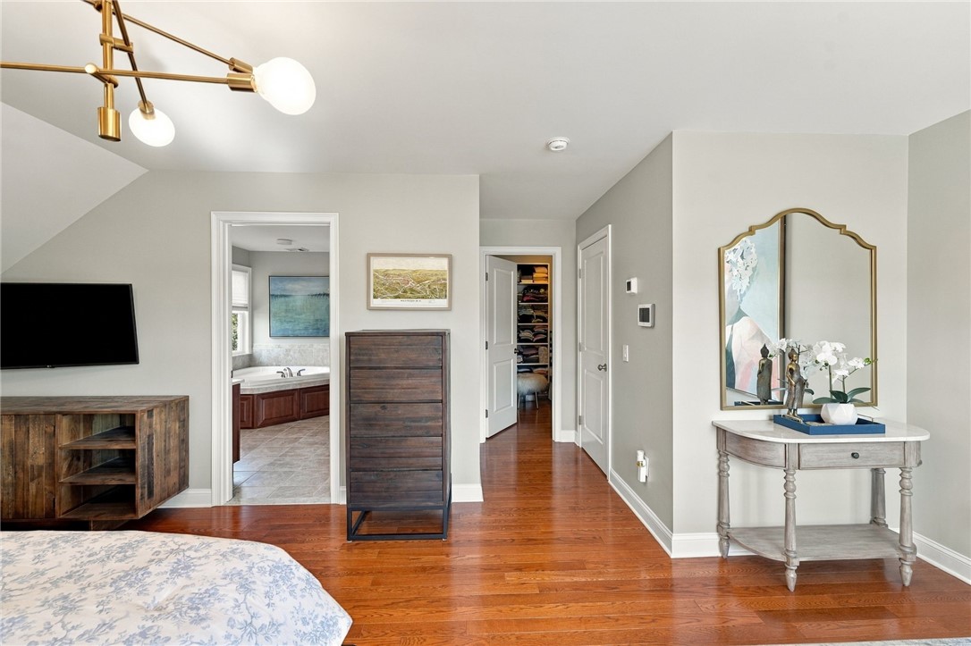 222 Post Road 3A