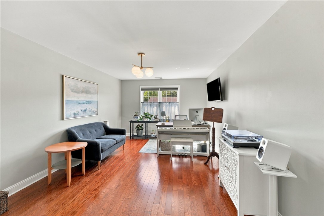 222 Post Road 3A