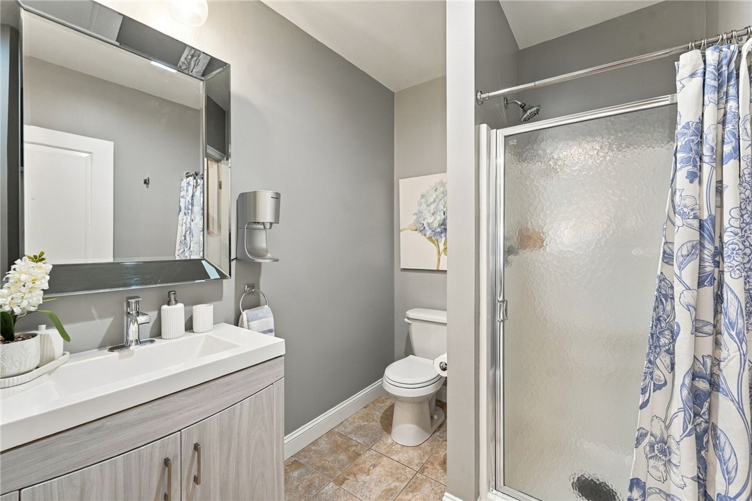 222 Post Road 3A