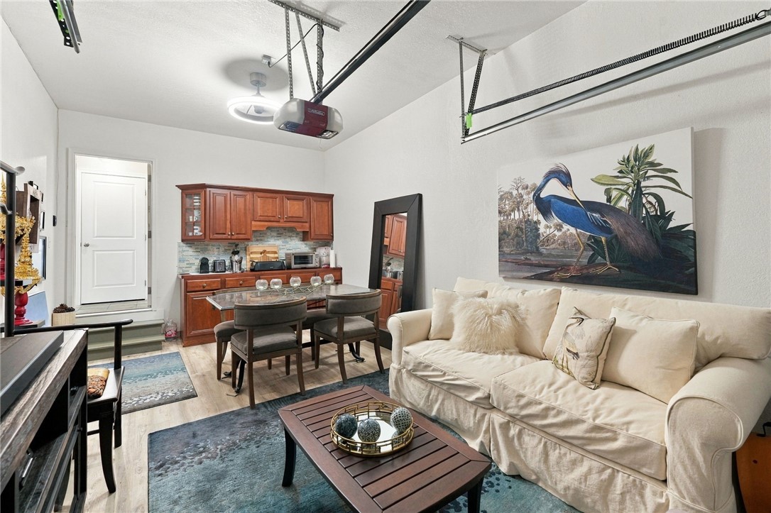 222 Post Road 3A