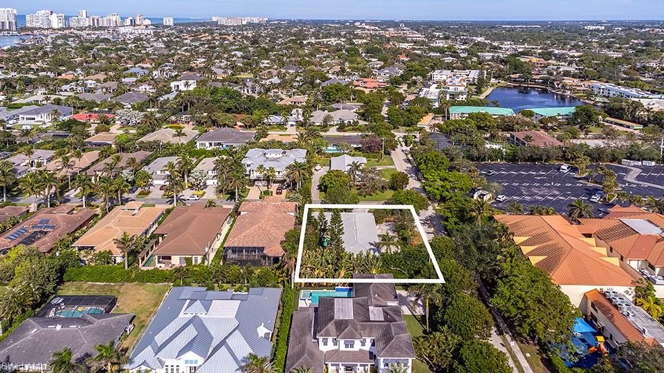 698 Fairway Terrace