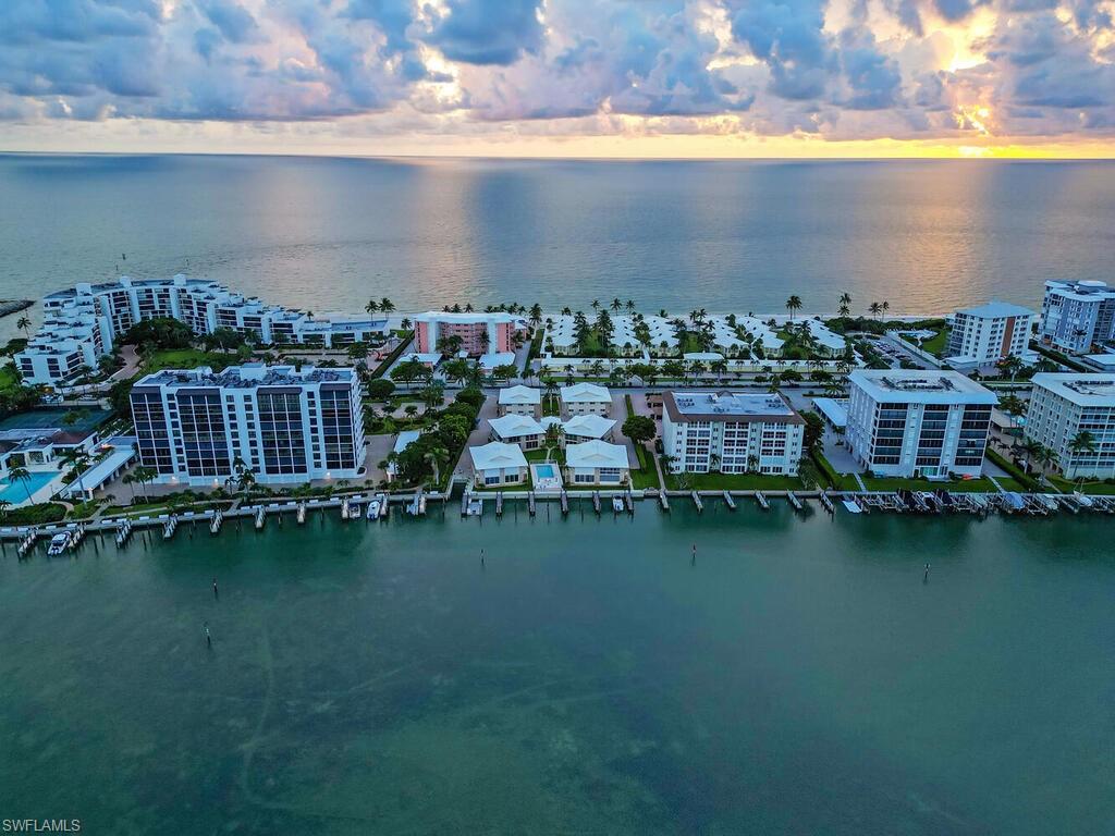 2500 Gulf Shore BLVD N # S9