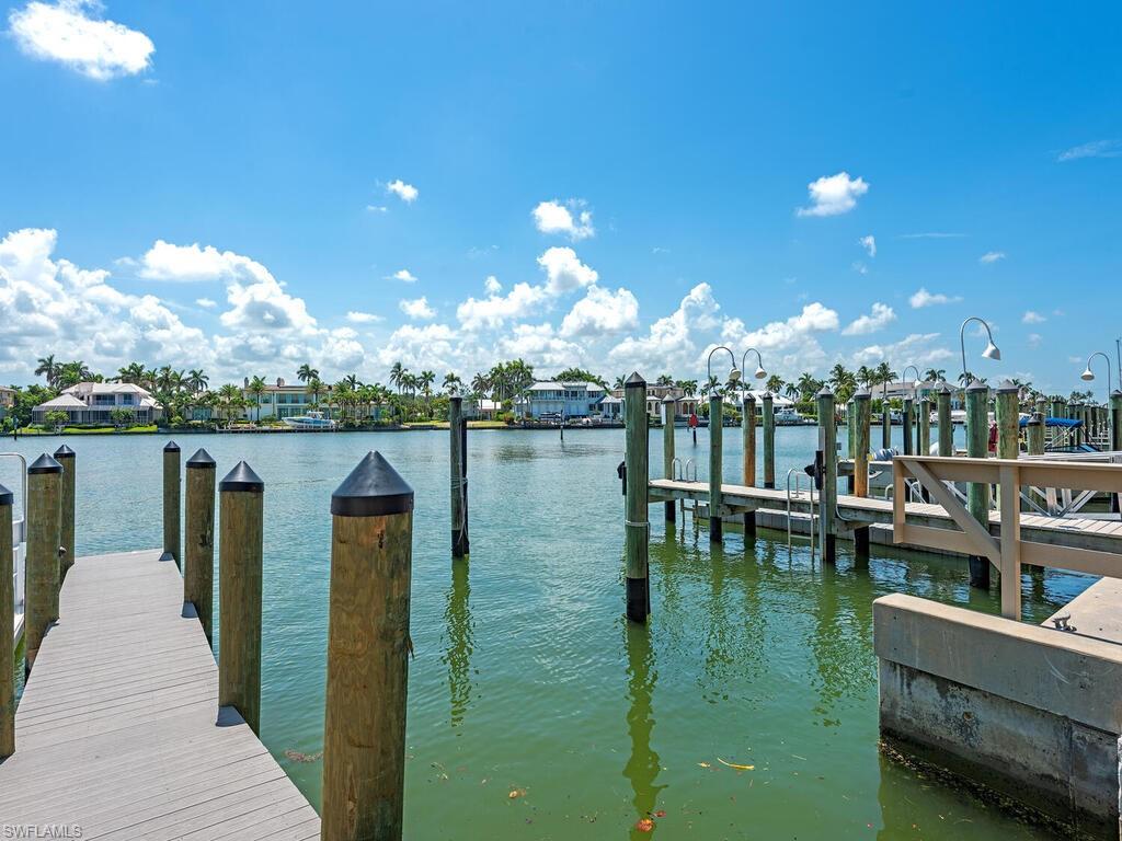 2500 Gulf Shore BLVD N # S9