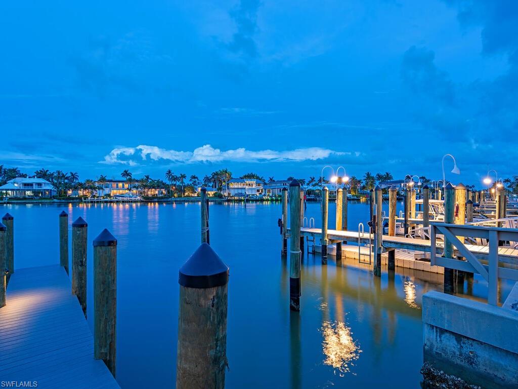 2500 Gulf Shore BLVD N # S9