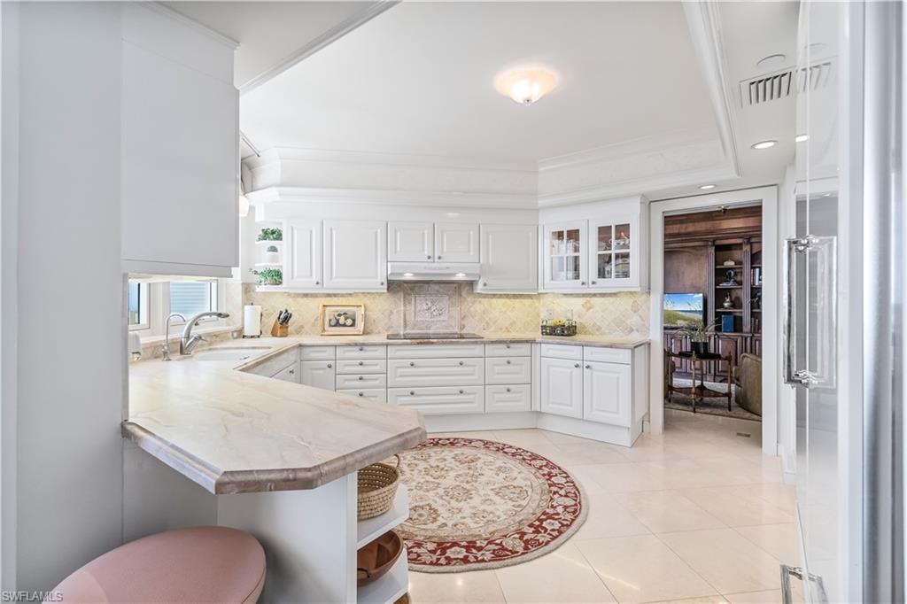 4021 Gulf Shore BLVD N # 1403