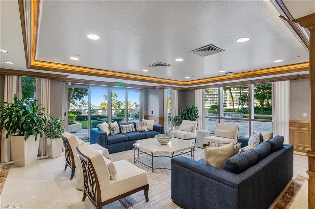 4021 Gulf Shore BLVD N # 1403