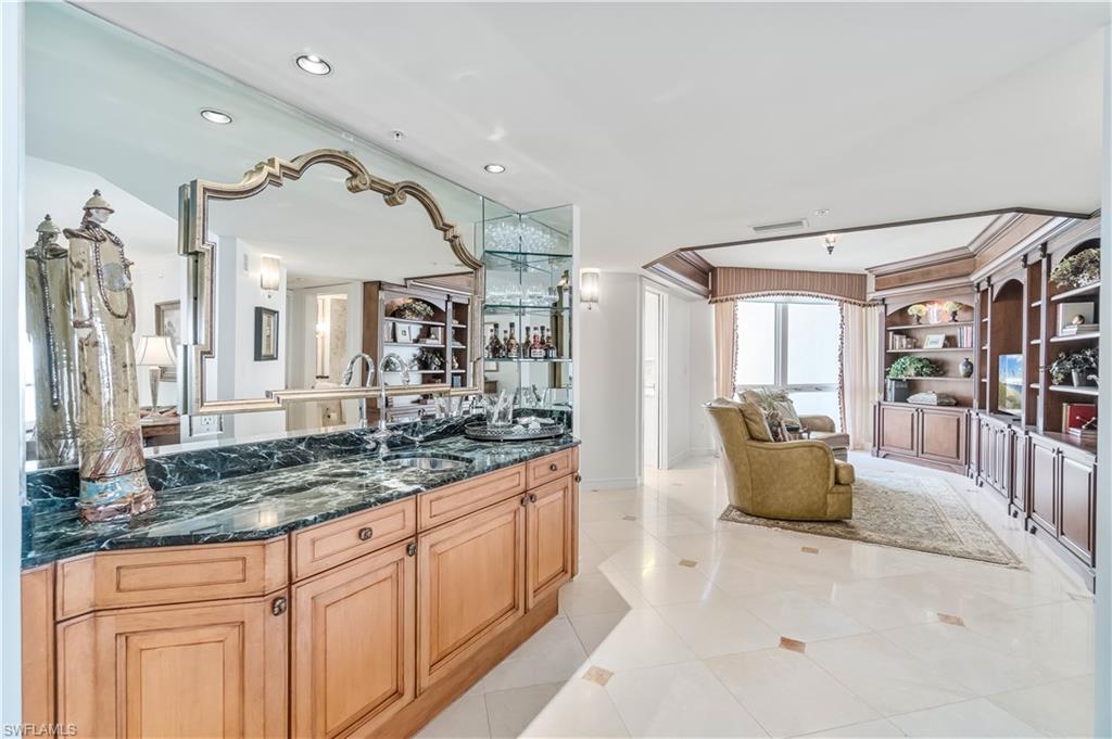 4021 Gulf Shore BLVD N # 1403