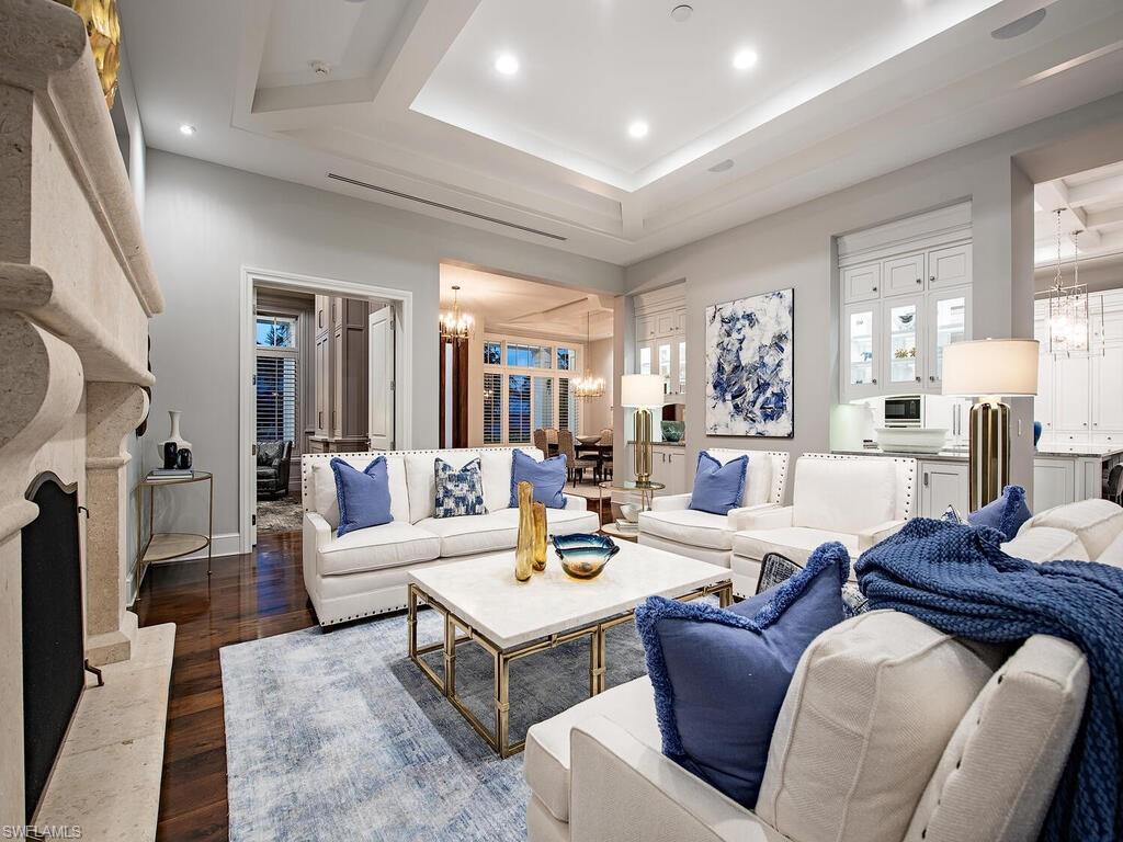 234 Central AVE, NAPLES