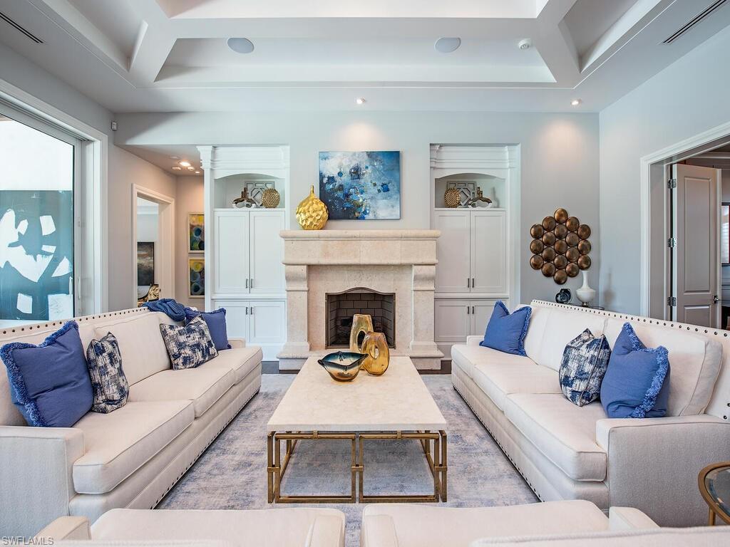 234 Central AVE, NAPLES