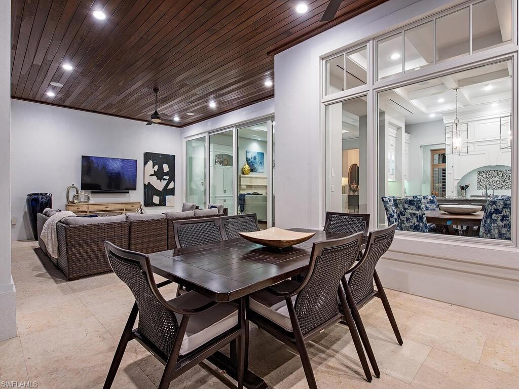 234 Central AVE, NAPLES