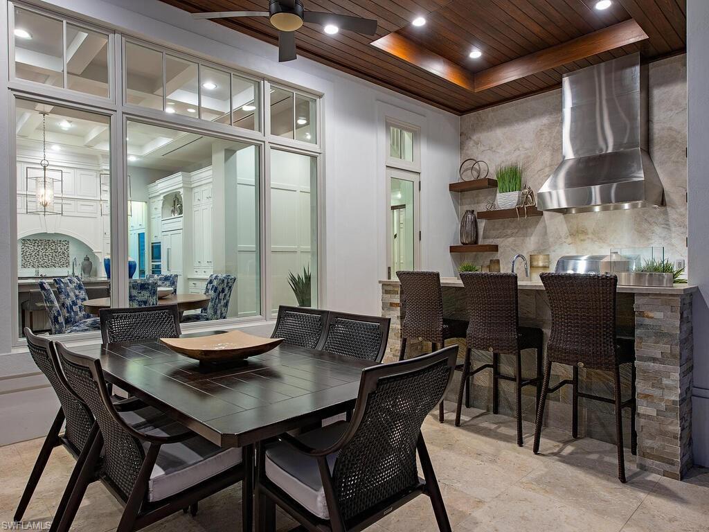 234 Central AVE, NAPLES