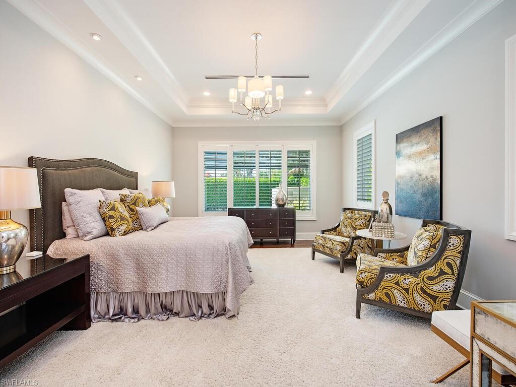 234 Central AVE, NAPLES