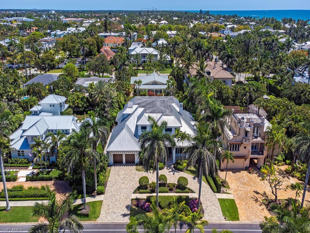 234 Central AVE, NAPLES