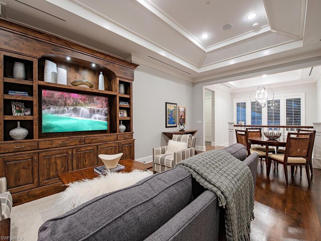 234 Central AVE, NAPLES