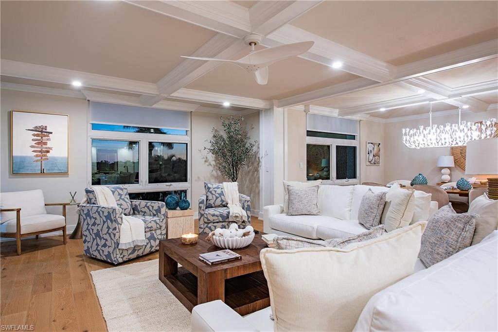 400 Park Shore DR # 304