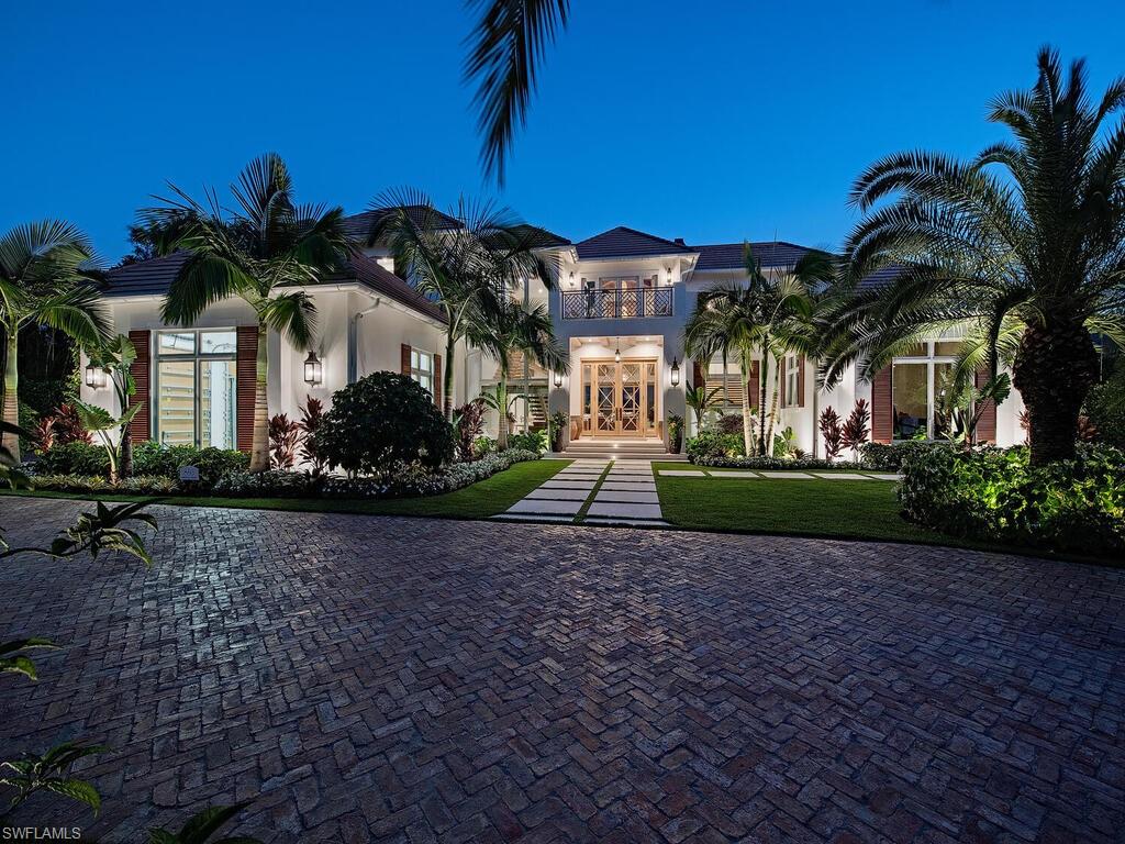 860 Admiralty Parade E