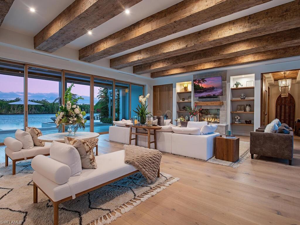 860 Admiralty Parade E