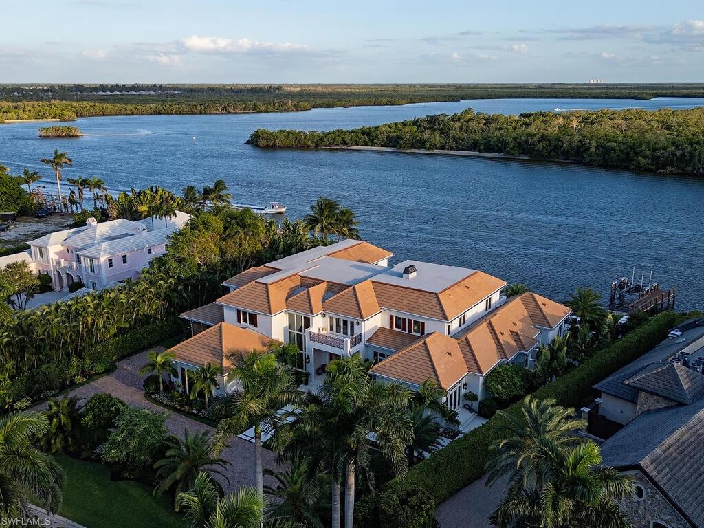 860 Admiralty Parade E