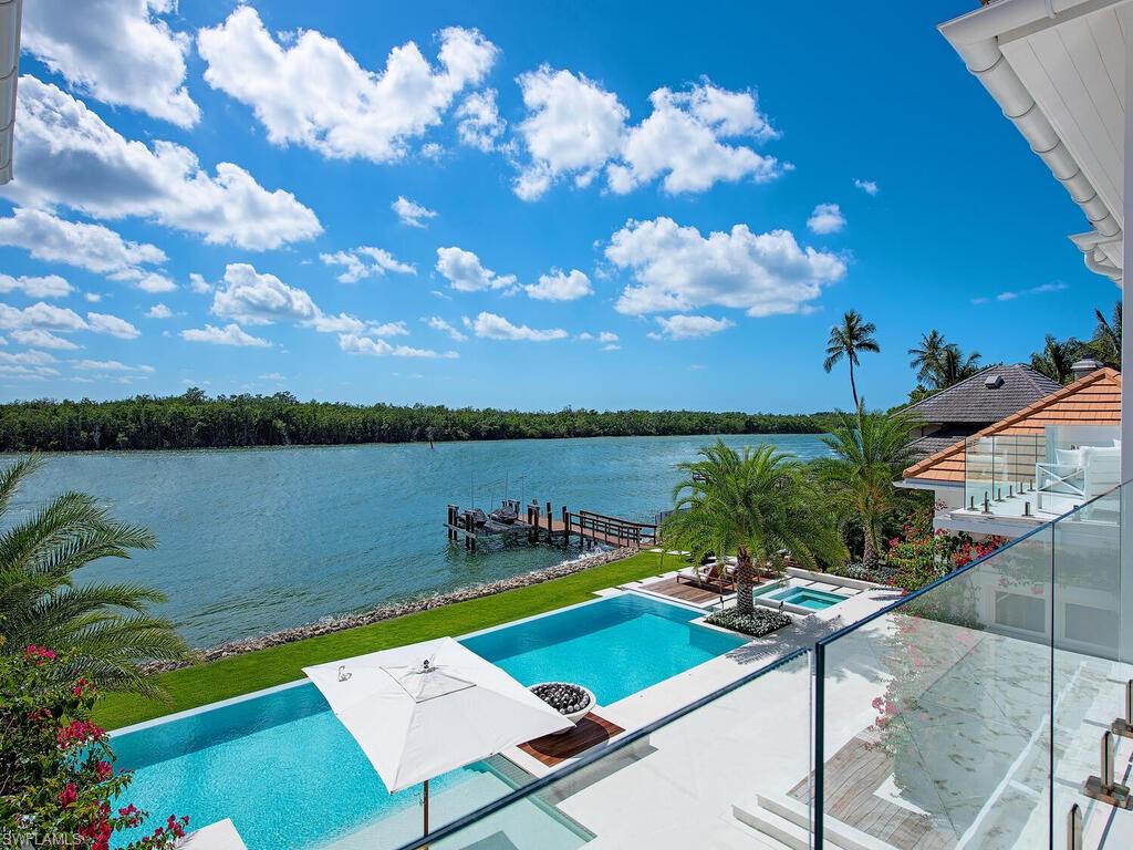 860 Admiralty Parade E