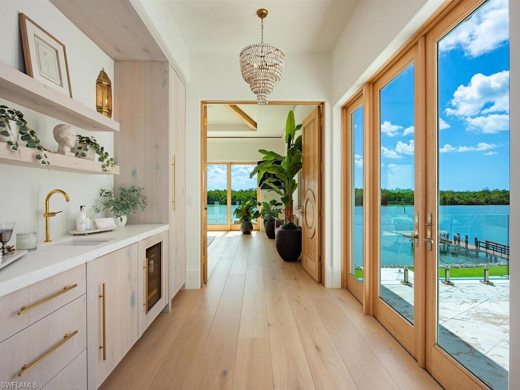 860 Admiralty Parade E